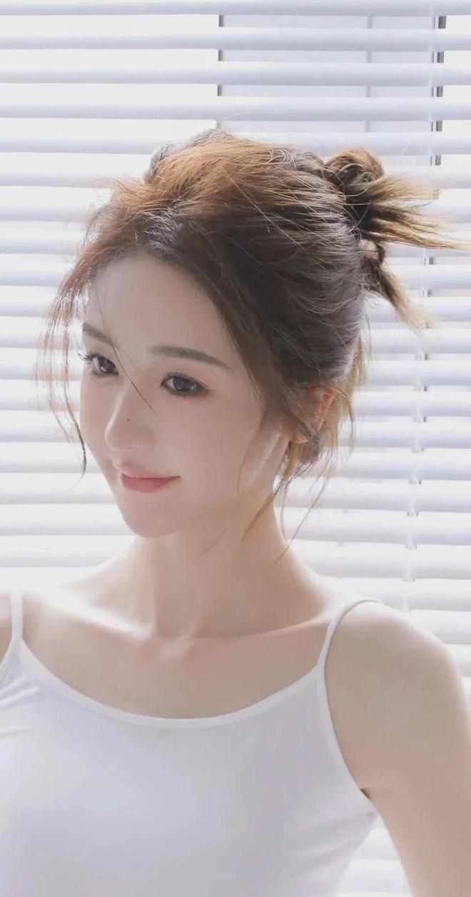 浙江一女子与狗被卡住手机版V81j9平台浙江一女子与狗被卡住 -